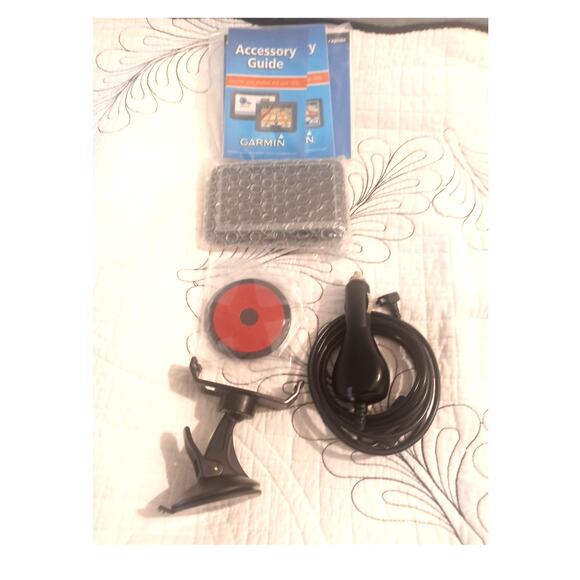 Garmin nüvi 260W 4.3-Inch Widescreen Portable GPS Navigator / Open Box / Unused - Picture 2 of 6